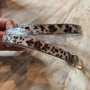 Skinny leopard belt!